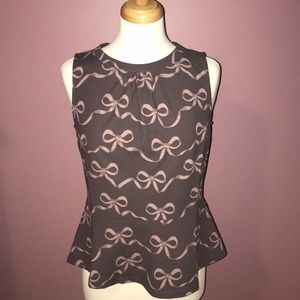 NWT MAUVE BOW SLEEVELESS PEPLUM TOP